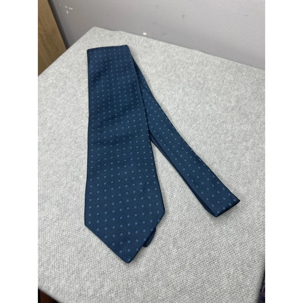 NWT Brooks Brothers Silk navy blue tie with microdots Power Tie Wedding Prom